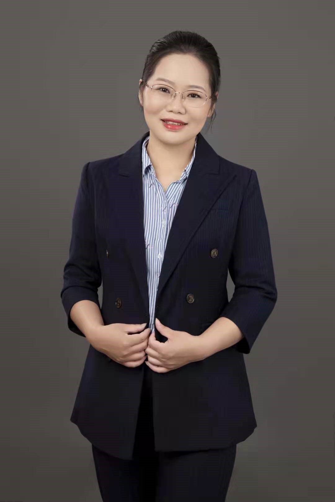 杨绘荣