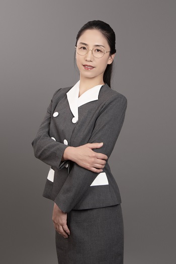邓宏琴