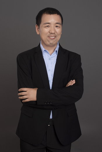梁振华