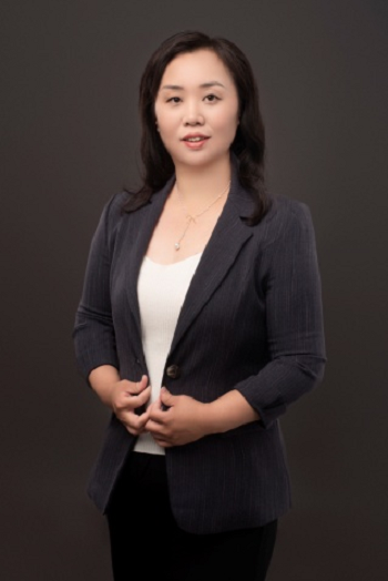 史莉芳　系主任
